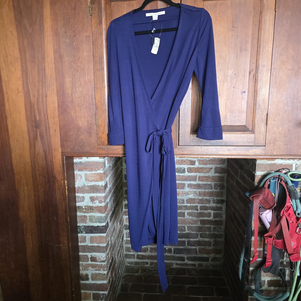NWT Diane Von Furstenberg New Julian Two Navy Dress - Size 6